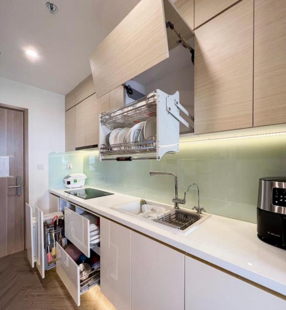 KÍNH ỐP BẾP MÀU HB 77
